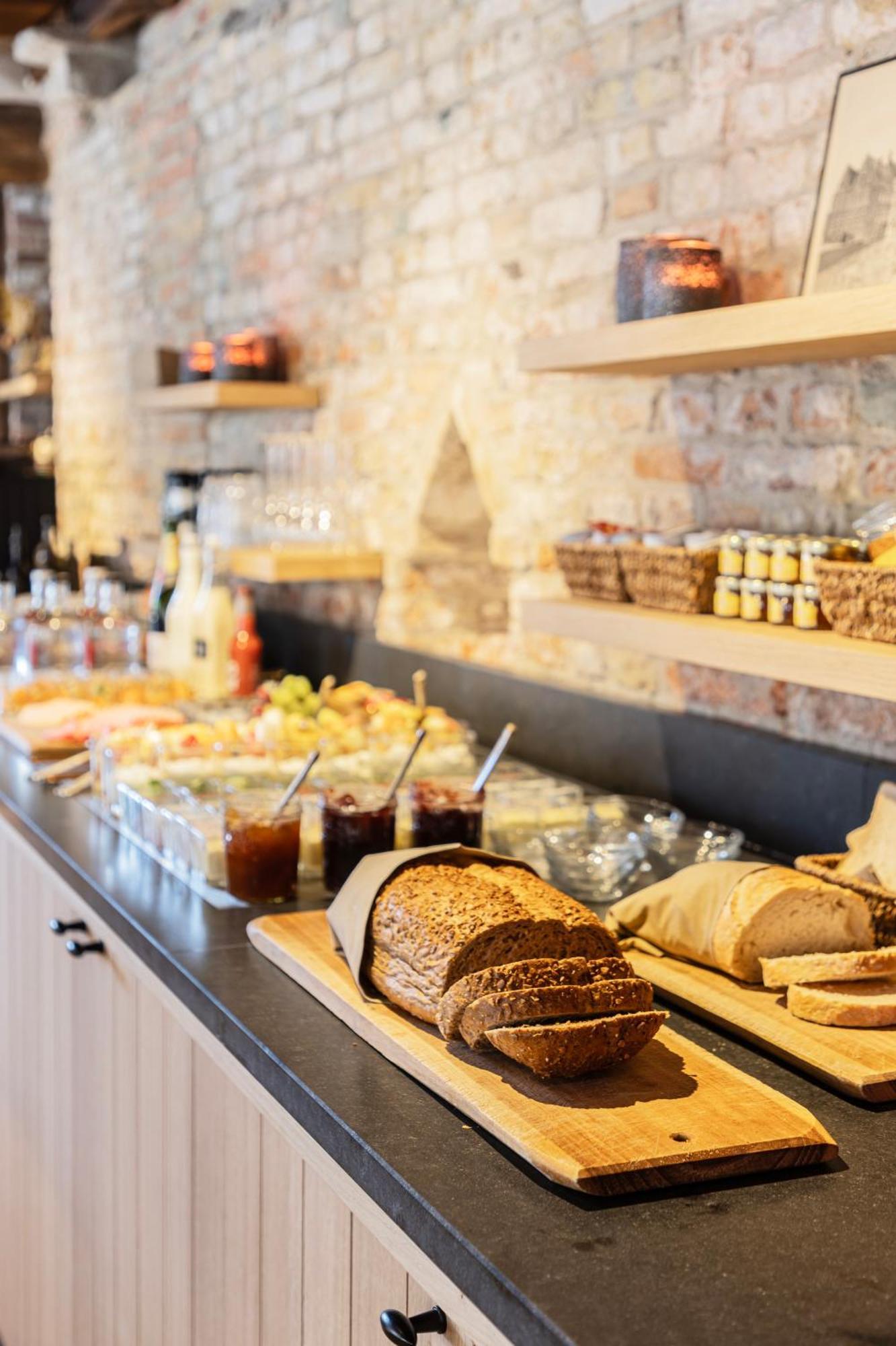 Ter Brughe By Cw Collection Hotel 4*
